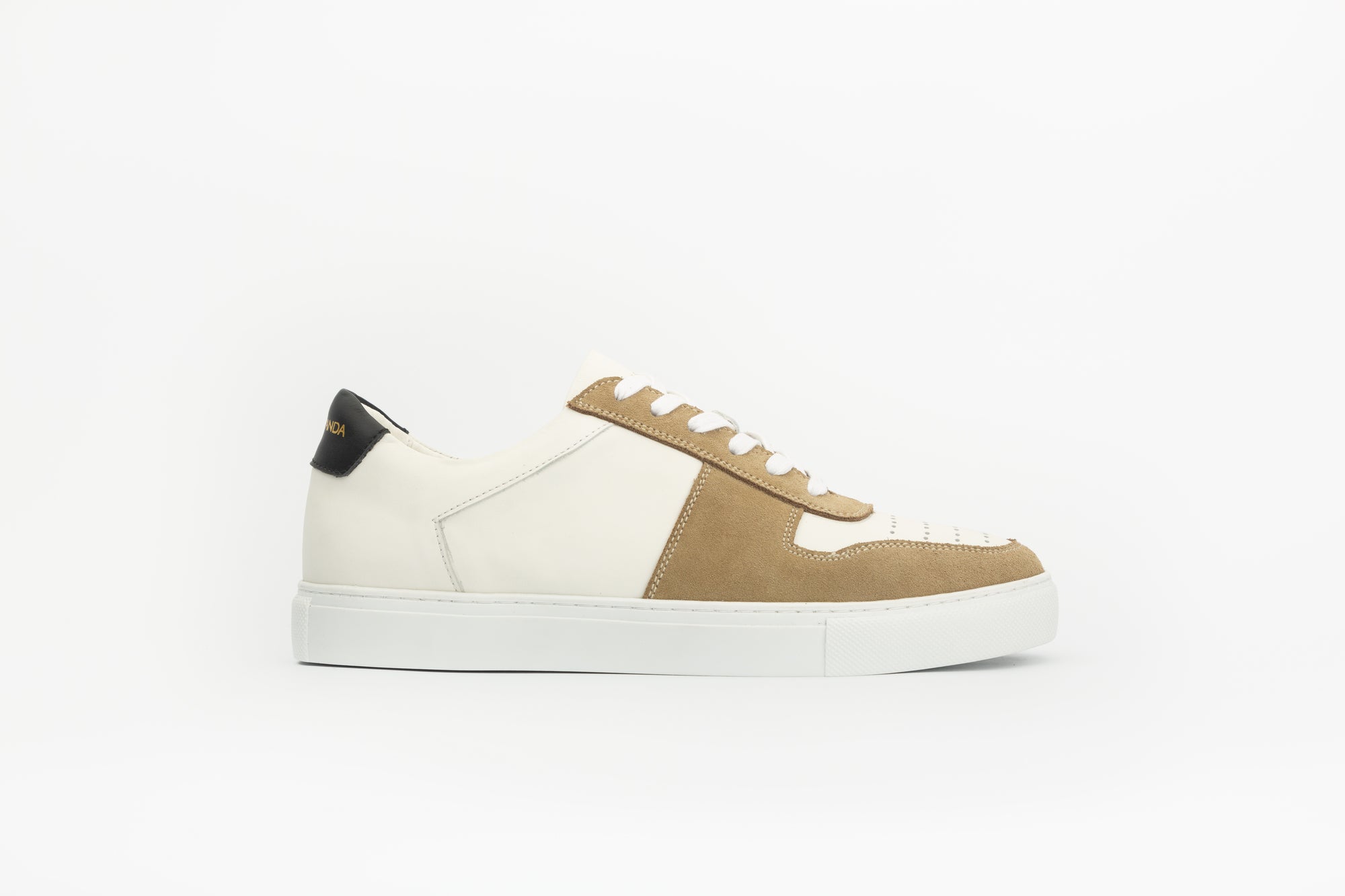 Sneakers Base en cuir blanc et daim gris