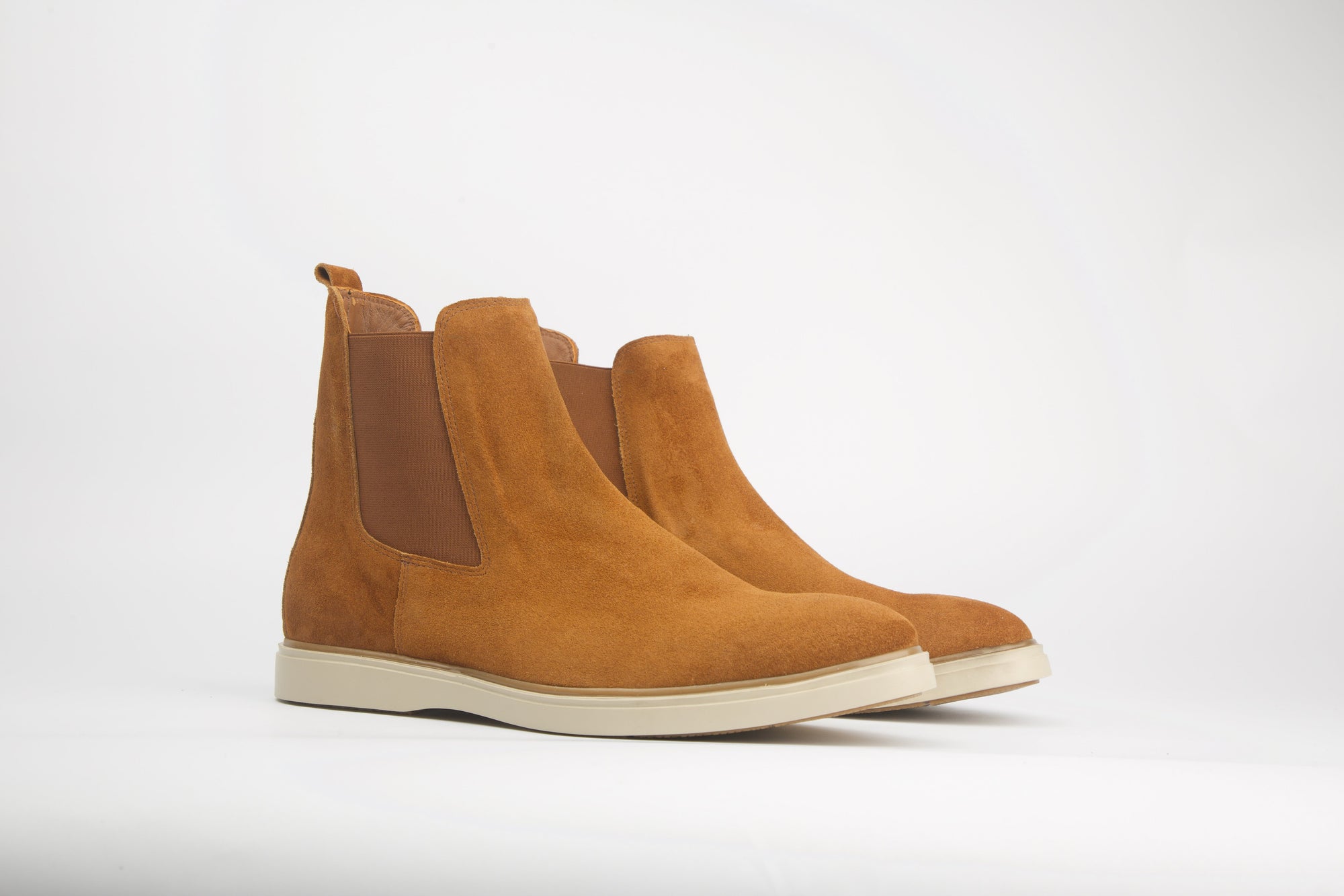 Boots in Cognac Suede