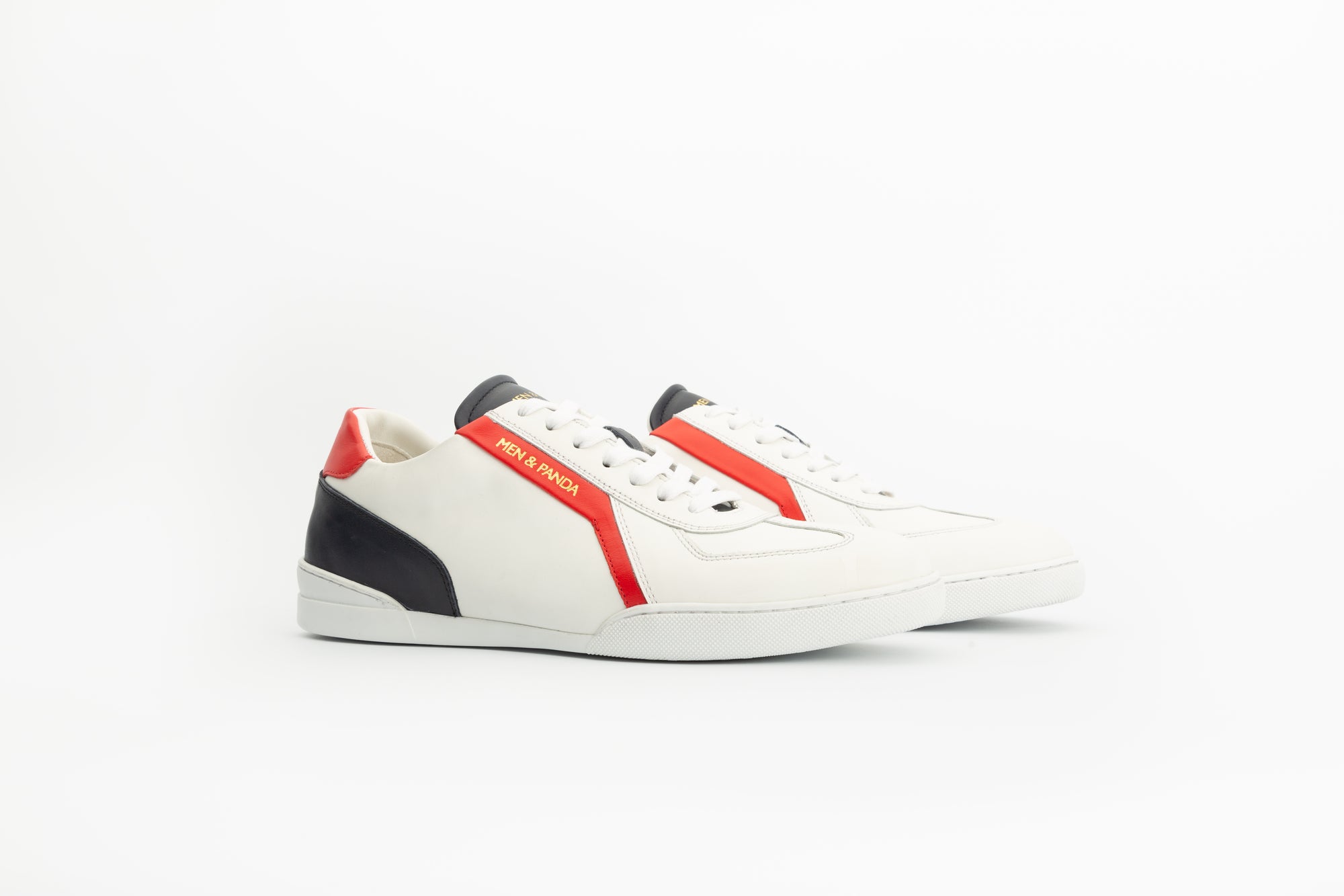 Retro Sneakers in White Leather
