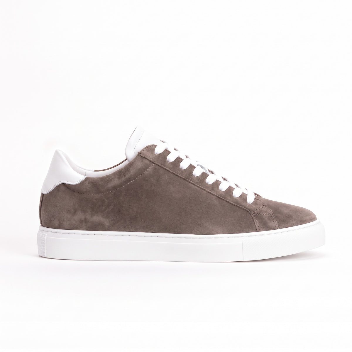 Sneakers GHOST en daim taupe Men & Panda