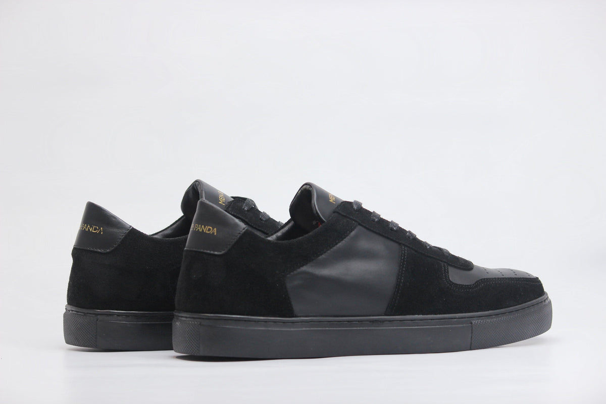 Sneakers BASE en cuir noir - daim noir