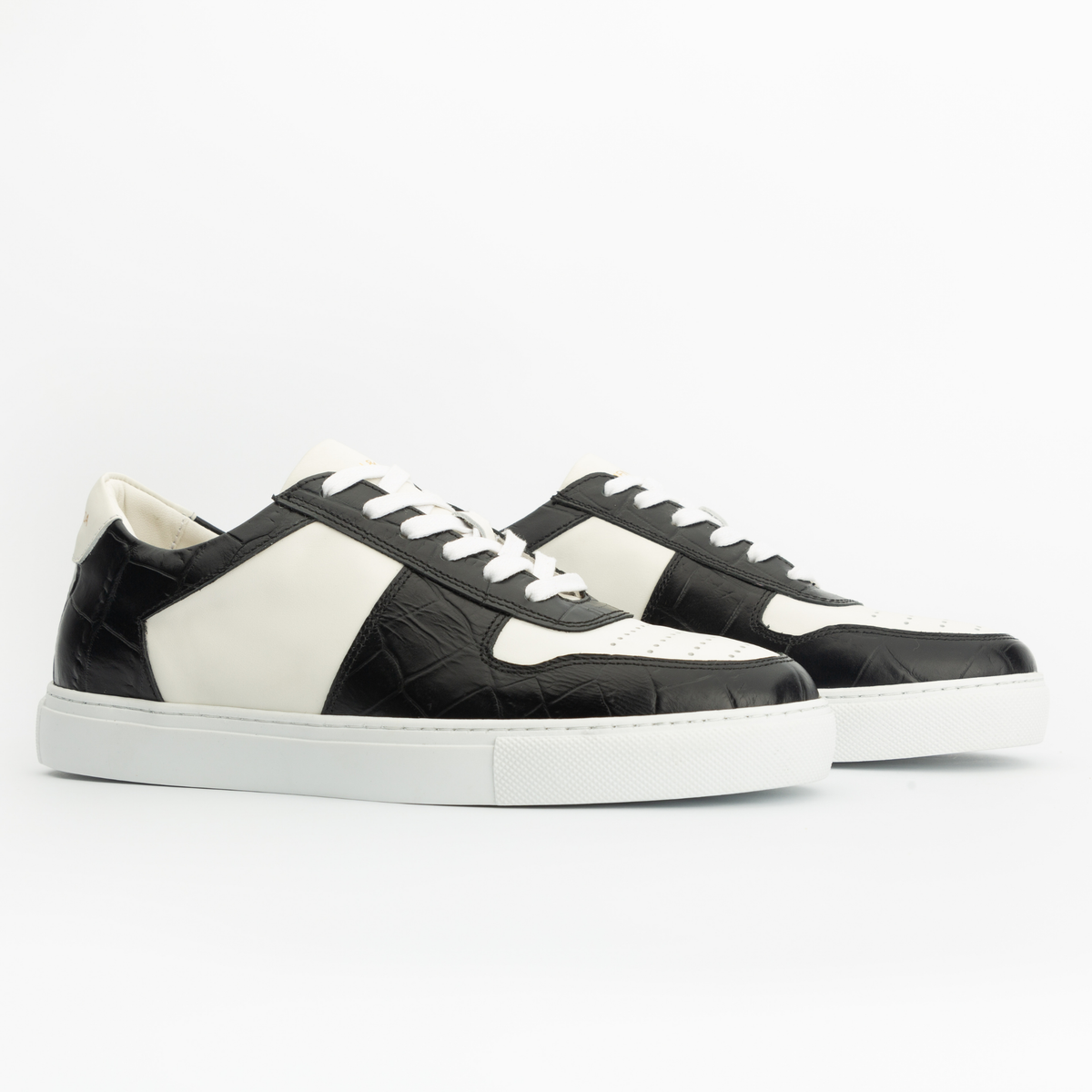 Sneakers BASE en cuir blanc - croco noir Men & Panda