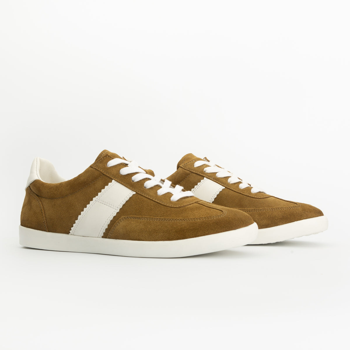 Sneakers ARROW en daim vert