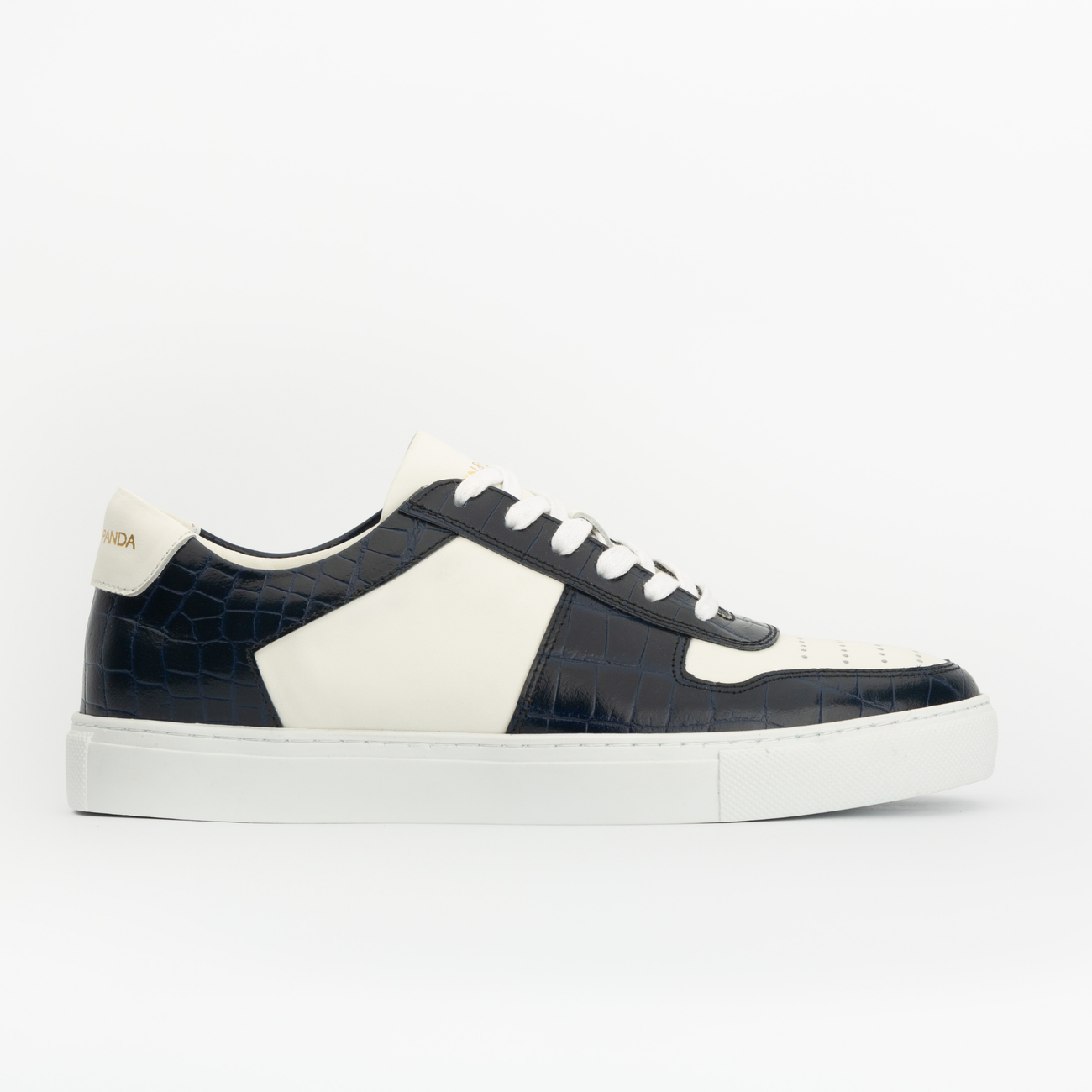 Sneakers BASE en cuir blanc - croco bleu Men & Panda