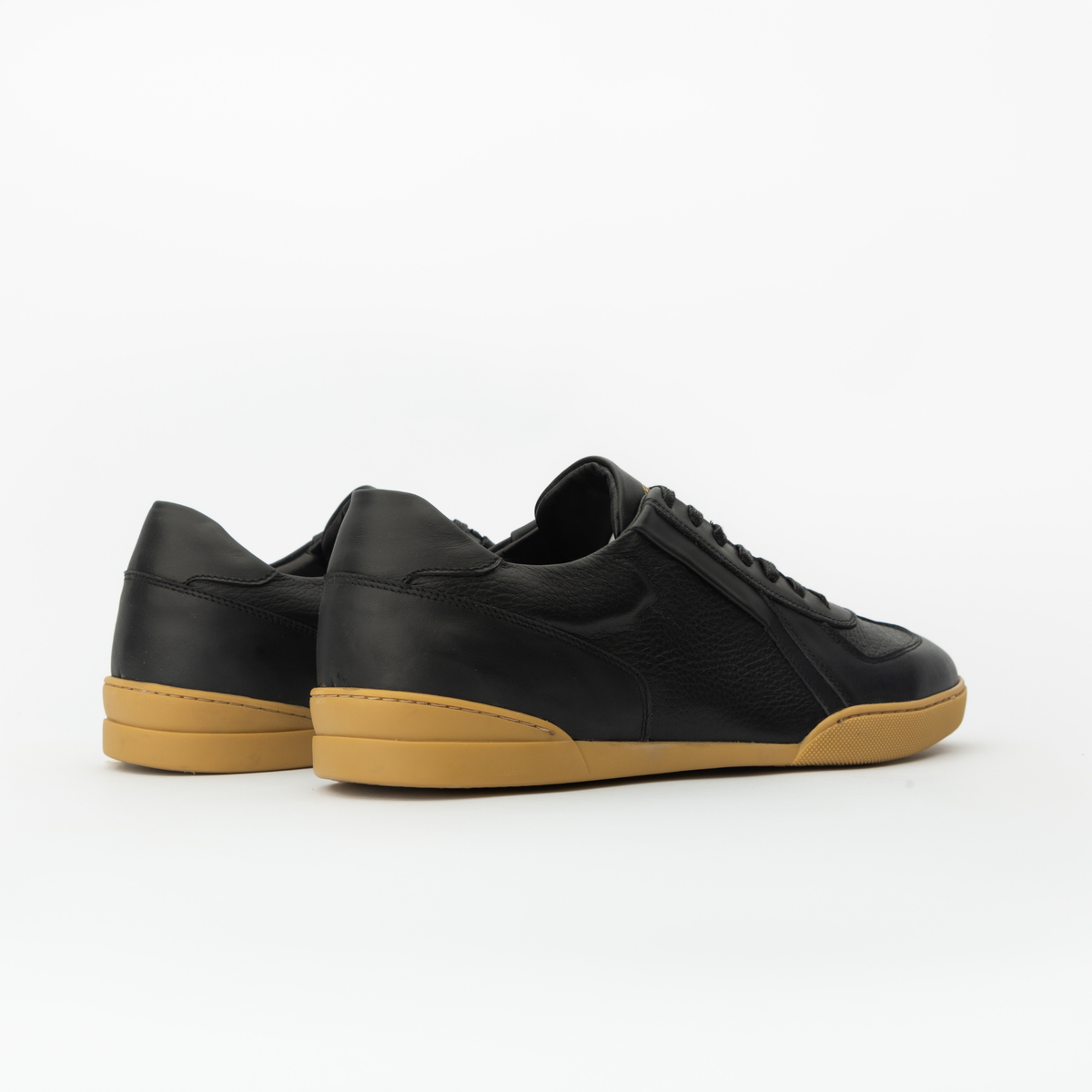 Sneakers RETRO en cuir grainé noir Men & Panda