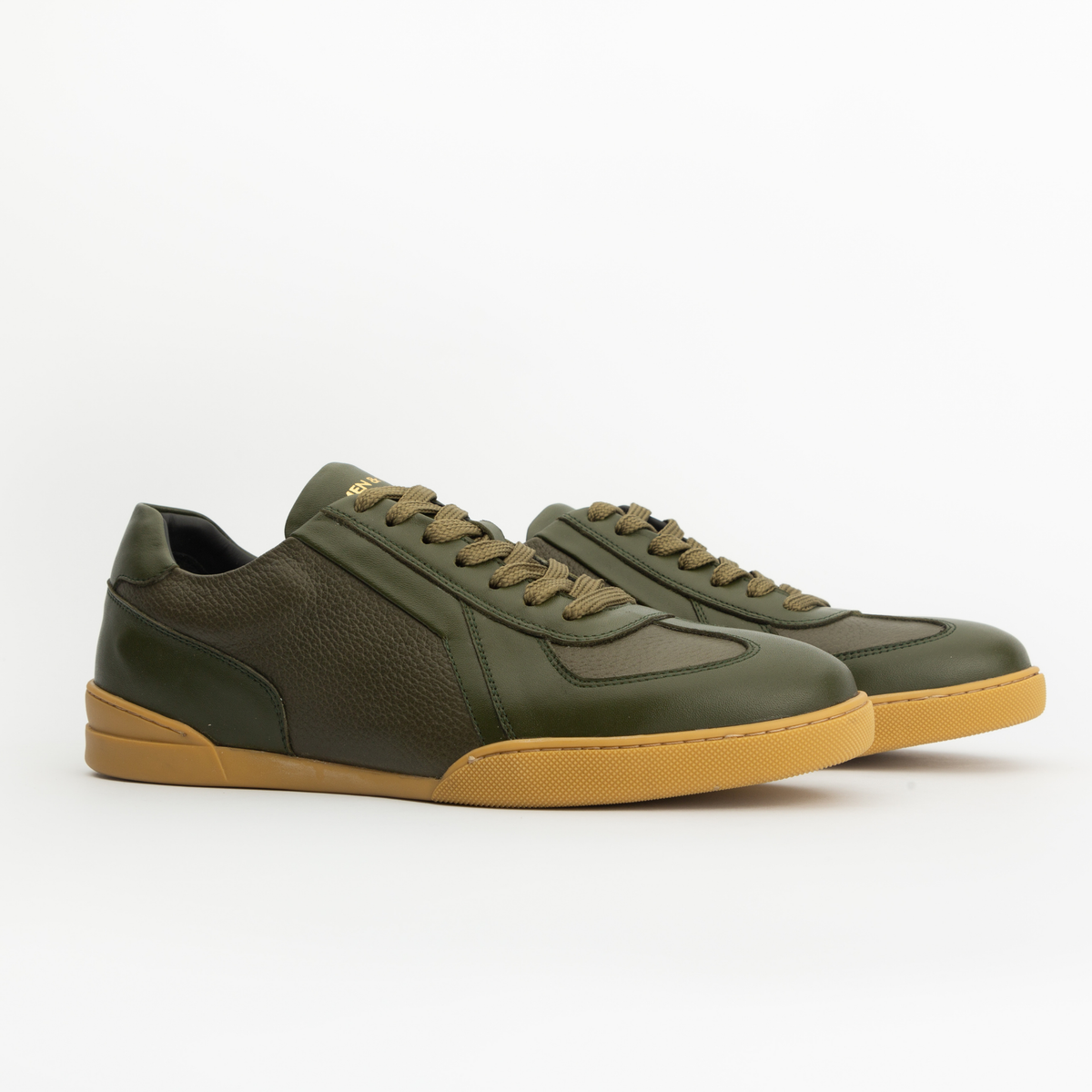 Sneakers RETRO en cuir vert