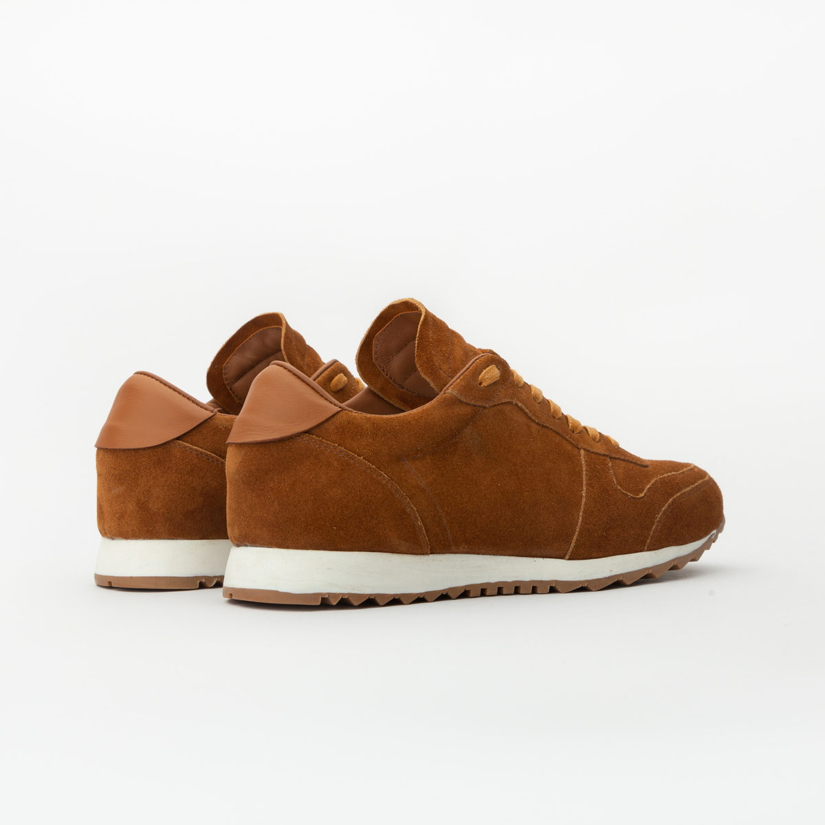 Sneakers RUNNER en daim camel