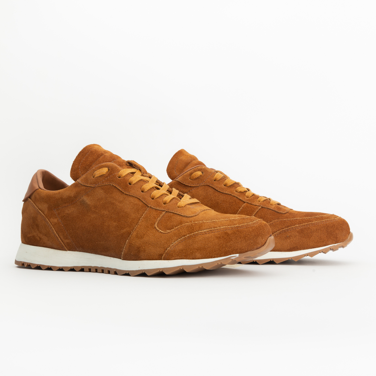 Sneakers RUNNER en daim camel