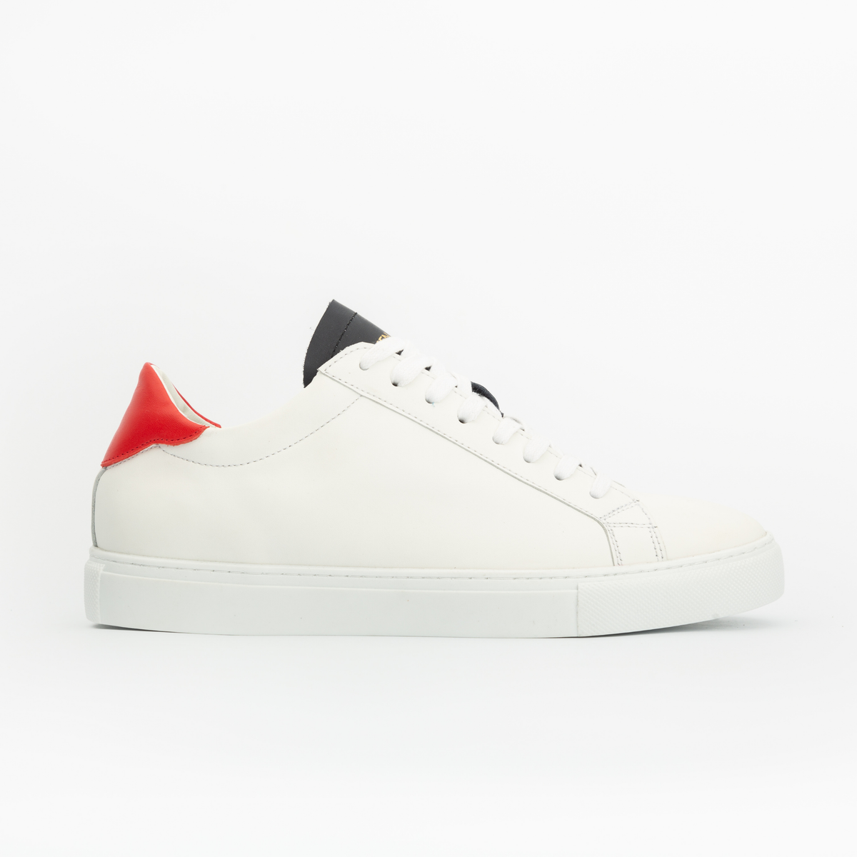 Sneakers GHOST en cuir blanc bleu et rouge