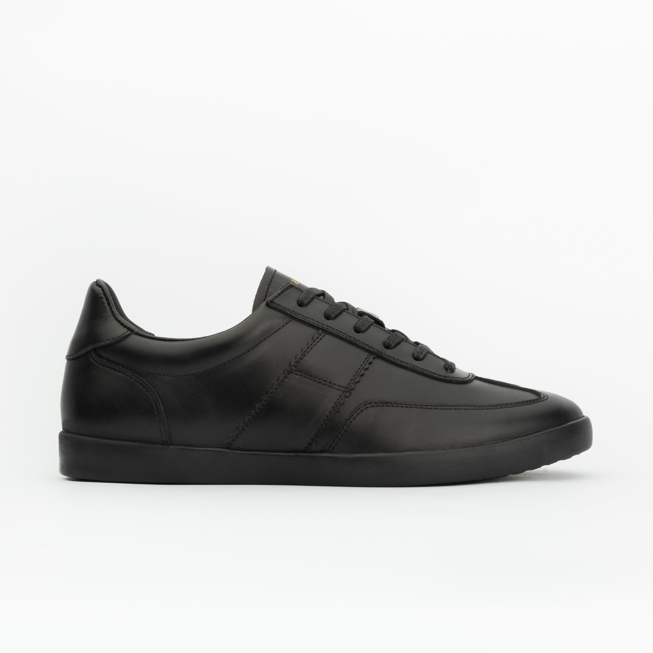 Sneakers ARROW en cuir noir Men & Panda