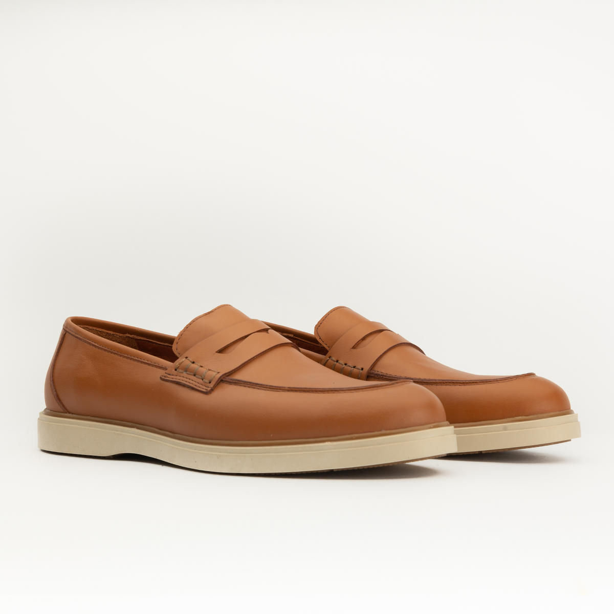 Mocassins en cuir camel Men & Panda