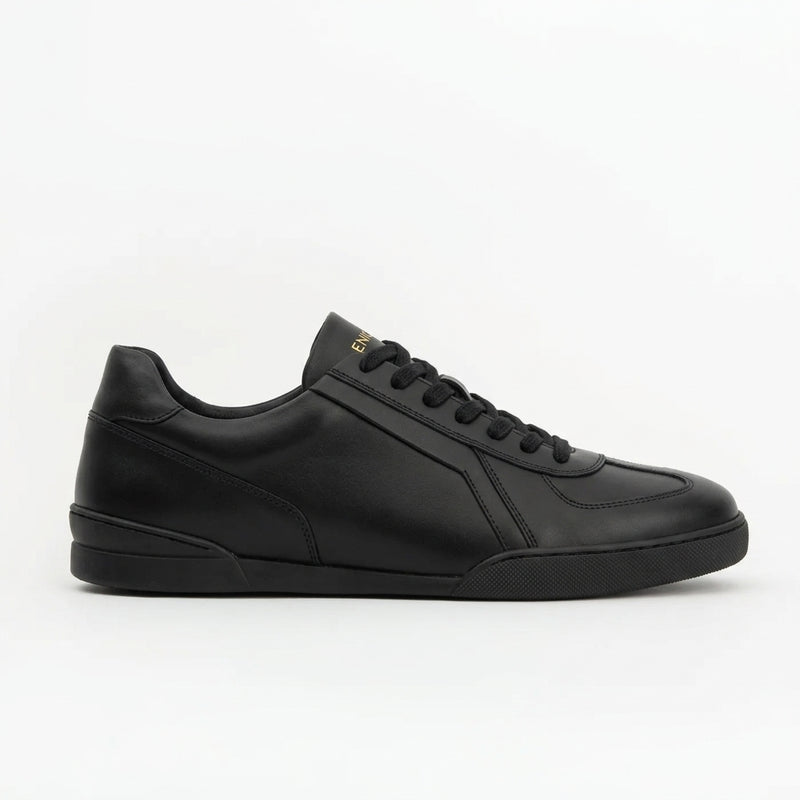 Sneakers RETRO en cuir noir Men & Panda
