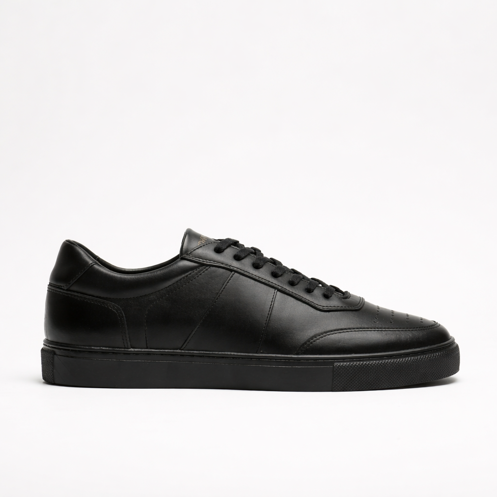 Sneakers COURT en cuir noir Men & Panda