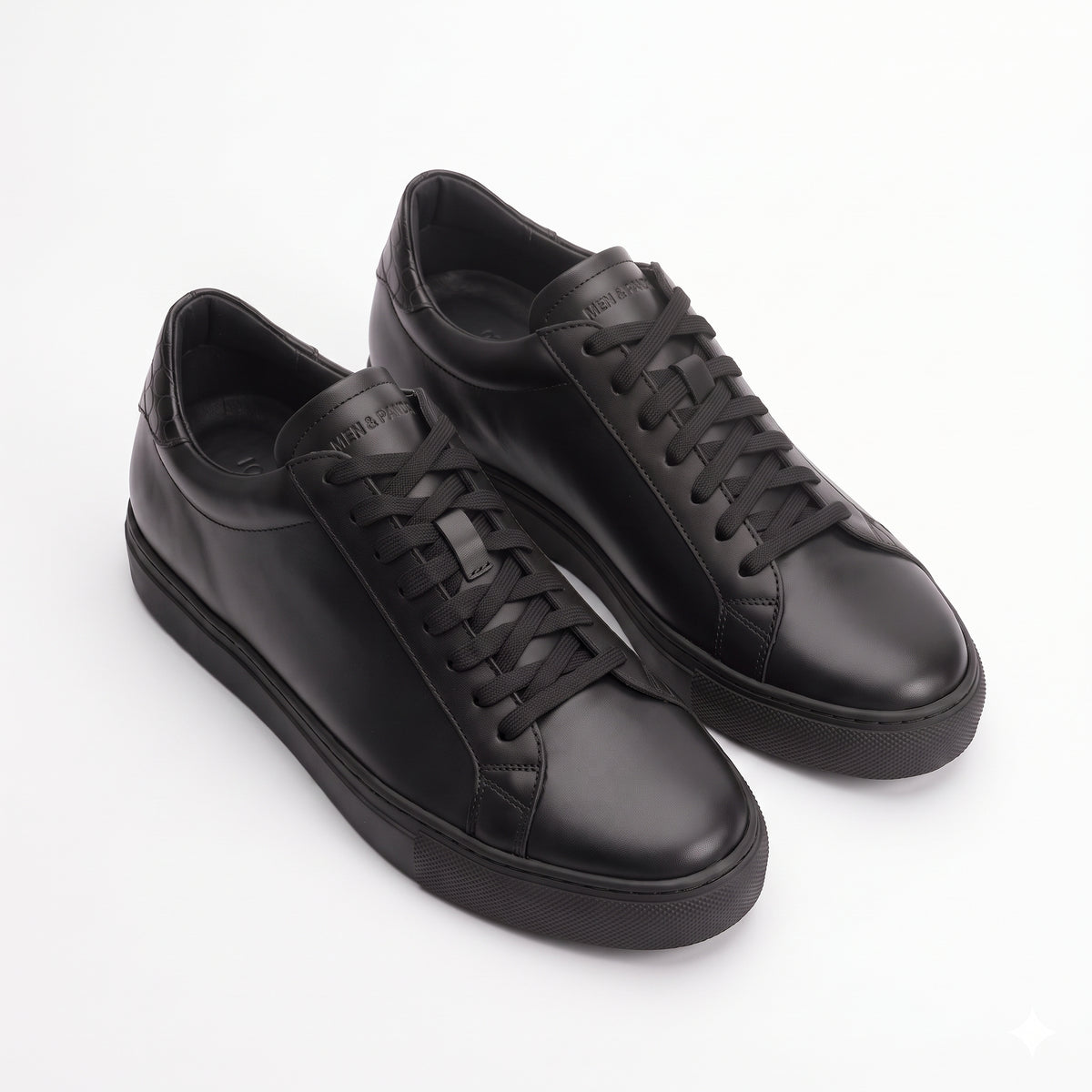 Sneakers GHOST en cuir noir Men & Panda