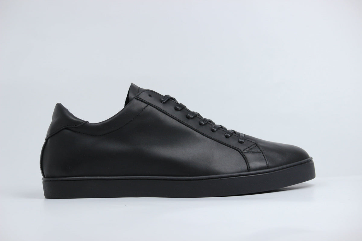 Sneakers GHOST en cuir noir